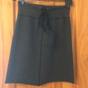 A super, soft, grey stretchy skirt